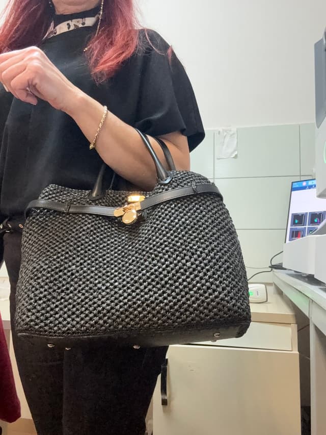 Midnight Lock Tote — 3 / 3