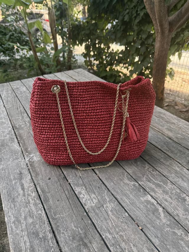 Terracotta Chain Shoulder Bag — 3 / 4